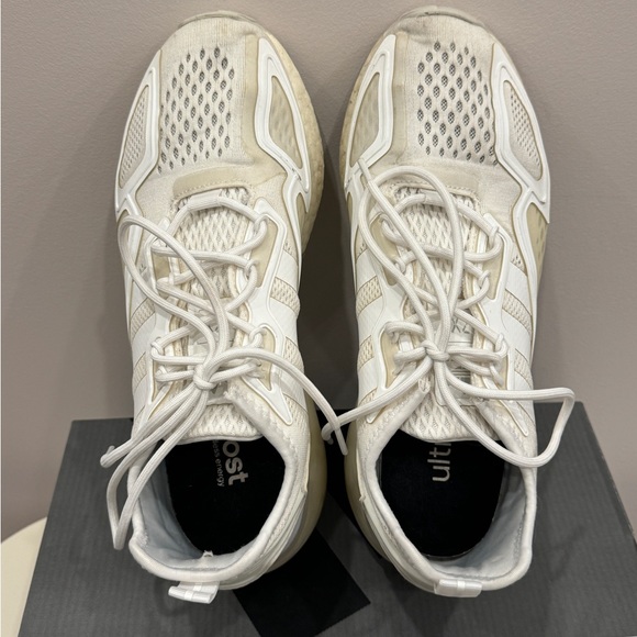 Adidas men’s runnings shoes - Picture 3 of 6